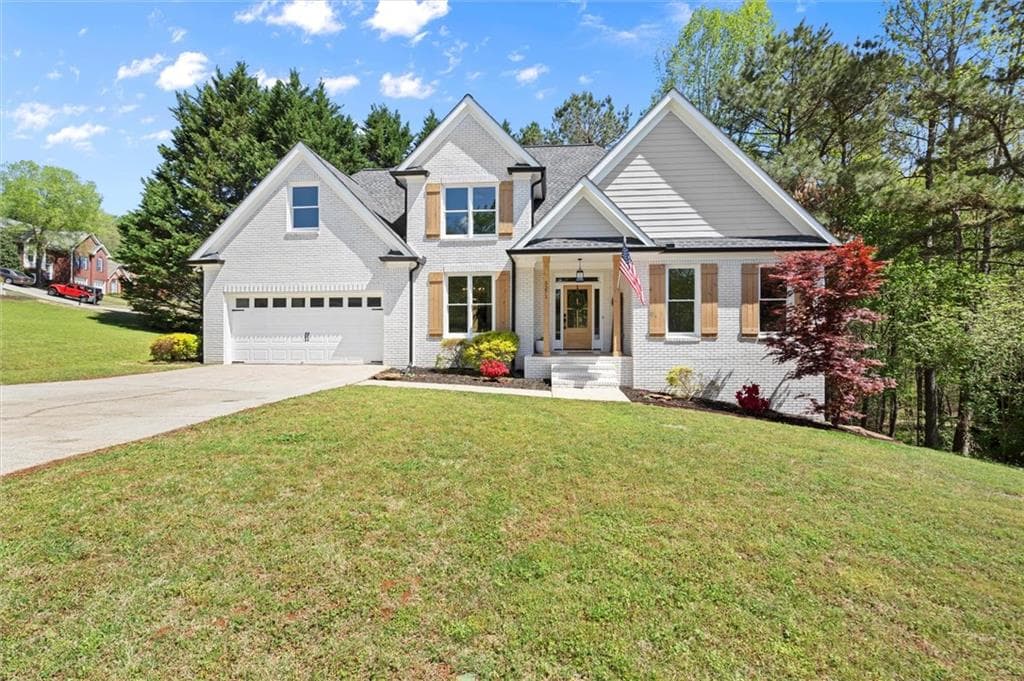 5 bedroom, 3 bathroom single family residence sold at 5271 Mulberry Bend Court, Flowery Branch, GA 30542