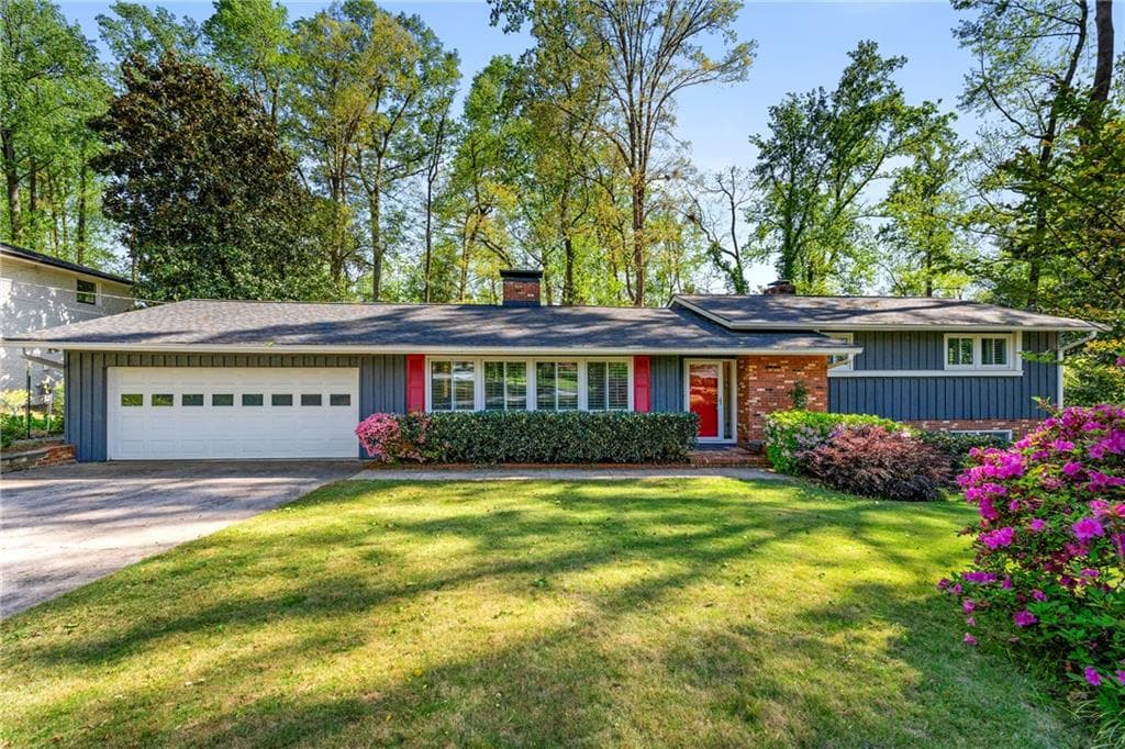 3 bedroom, 4 bathroom single family residence sold at 3325 N Embry Circle, Atlanta, GA 30341