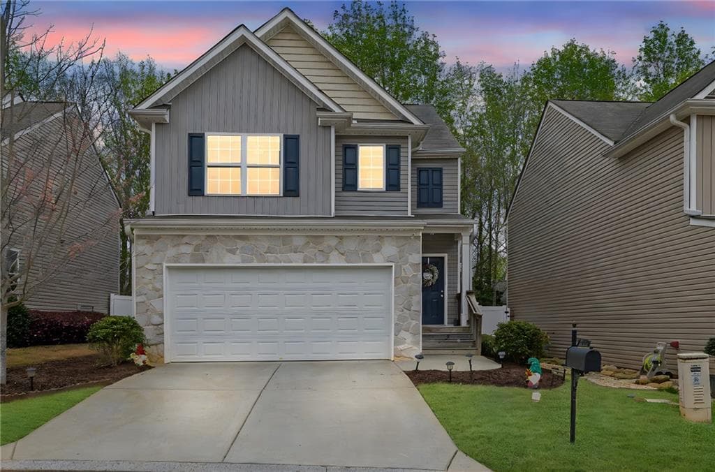 3 bedroom, 3 bathroom single family residence sold at 565 Arrowhead Drive, Dallas, GA 30132