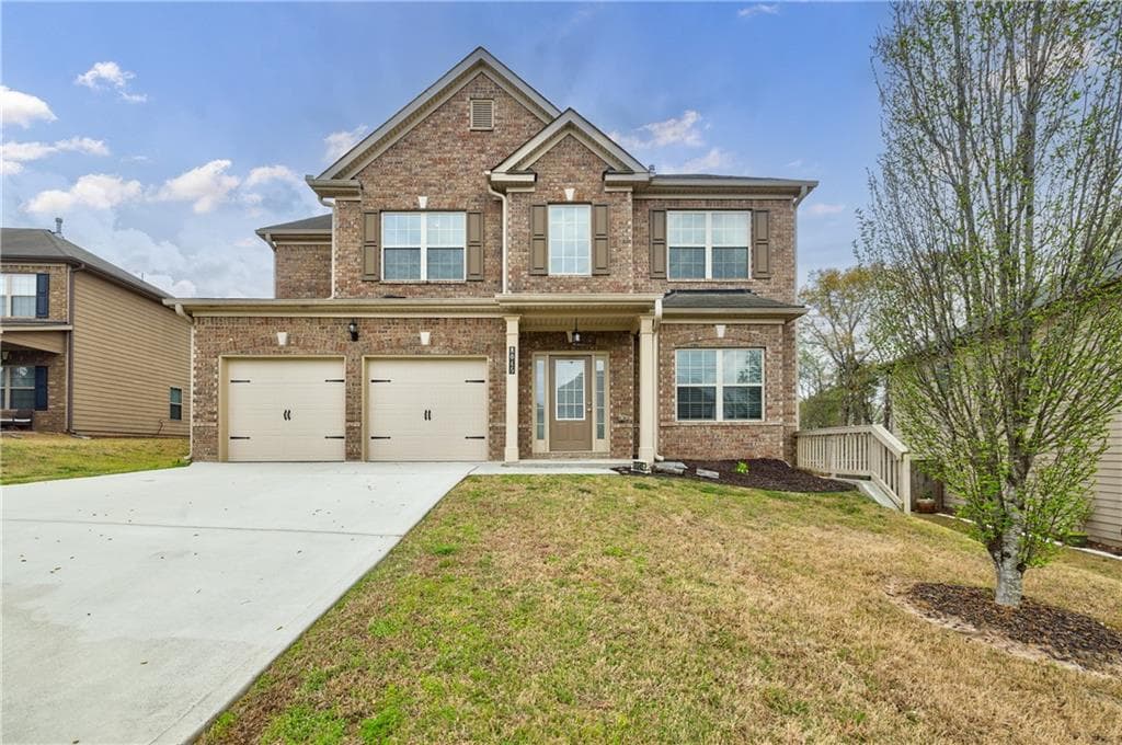5 bedroom, 3 bathroom single family residence sold at 8045 Hillside Climb Way, Snellville, GA 30039