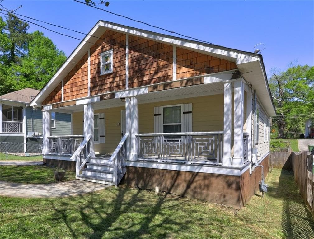 3 bedroom, 1 bathroom single family residence sold at 2264 Pryor Road, Atlanta, GA 30315