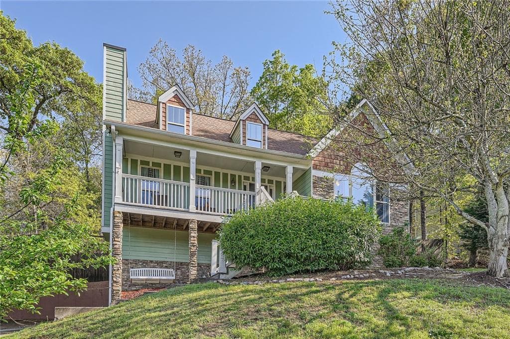 3 bedroom, 4 bathroom single family residence sold at 24 Laurel Way, White, GA 30184