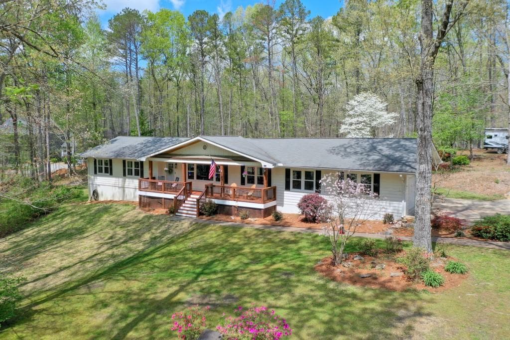 3 bedroom, 2 bathroom single family residence sold at 308 White Road, White, GA 30184