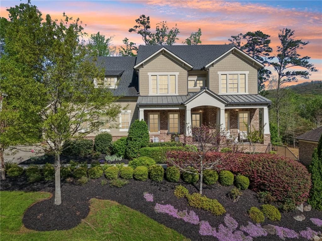 6 bedroom, 5 bathroom single family residence sold at 1401 Kings Park Drive, Kennesaw, GA 30152
