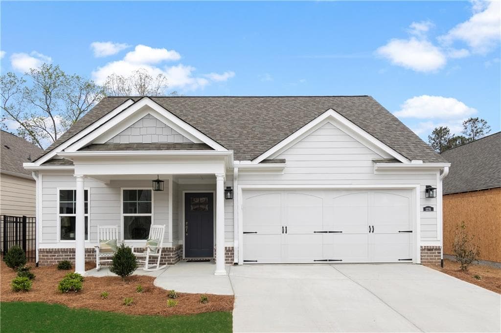 2 bedroom, 2 bathroom, 1,774 sq ft single family residence sold at 1235 Cedarcrest Boulevard, Acworth, GA 30101