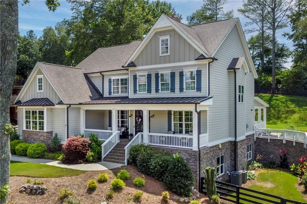4 bedroom, 4 bathroom single family residence sold at 110 White Oak Trail, Cumming, GA 30028