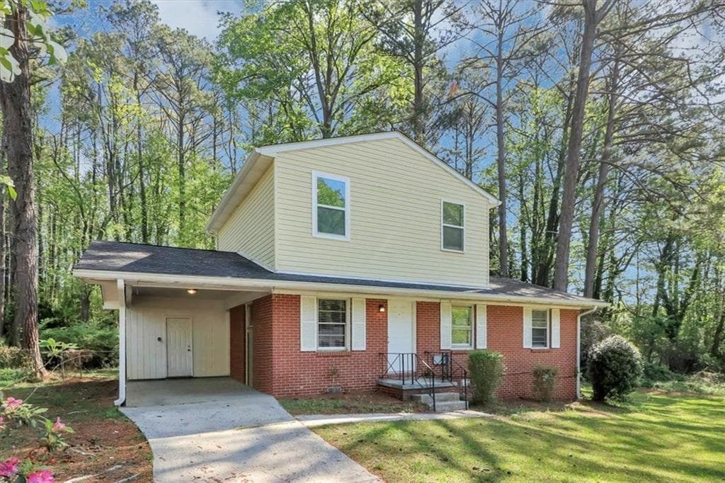 3 bedroom, 3 bathroom, 1,950 sq ft single family residence sold at 3052 SW HIGHBURY Trail, Atlanta, GA 30354