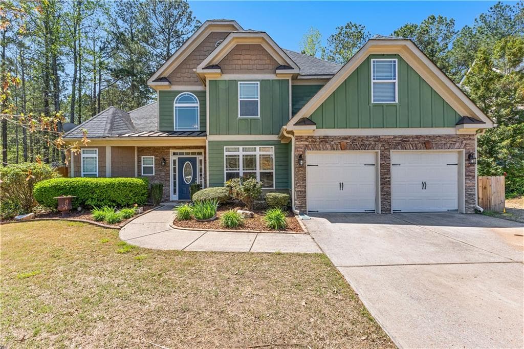 4 bedroom, 3 bathroom single family residence sold at 116 Edgeview Court, Dallas, GA 30157