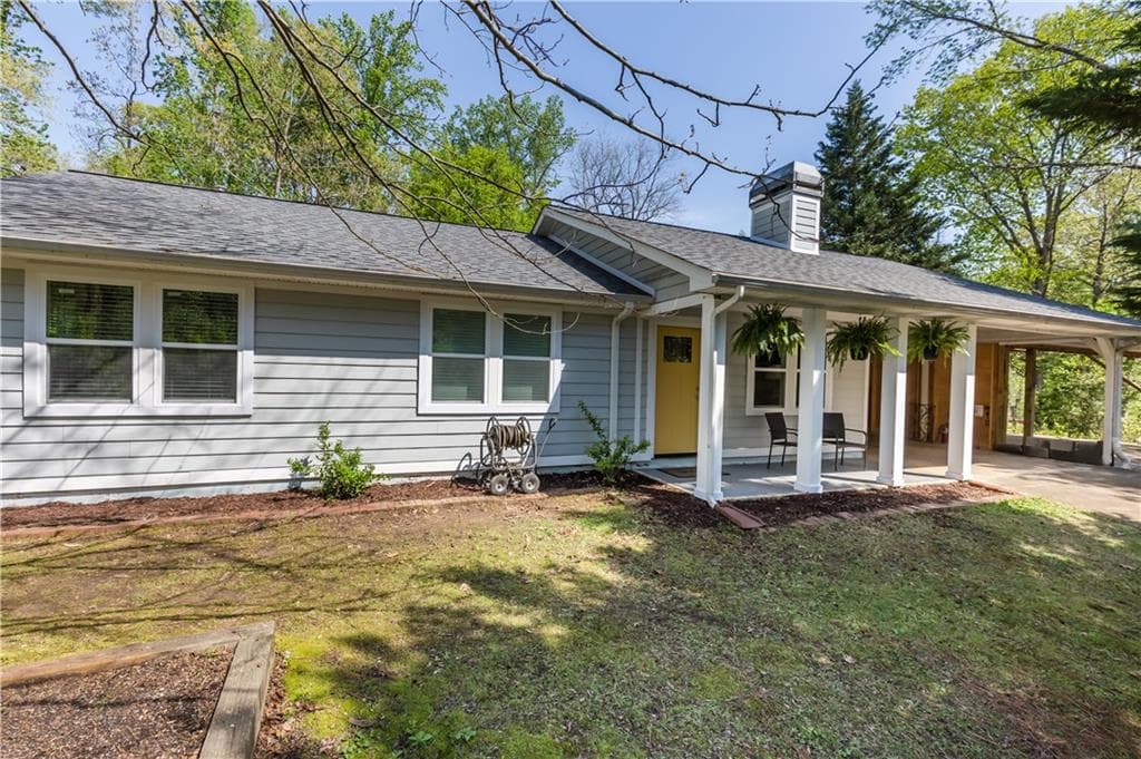 3 bedroom, 2 bathroom single family residence sold at 5369 Blue Grass Lane, Sugar Hill, GA 30518