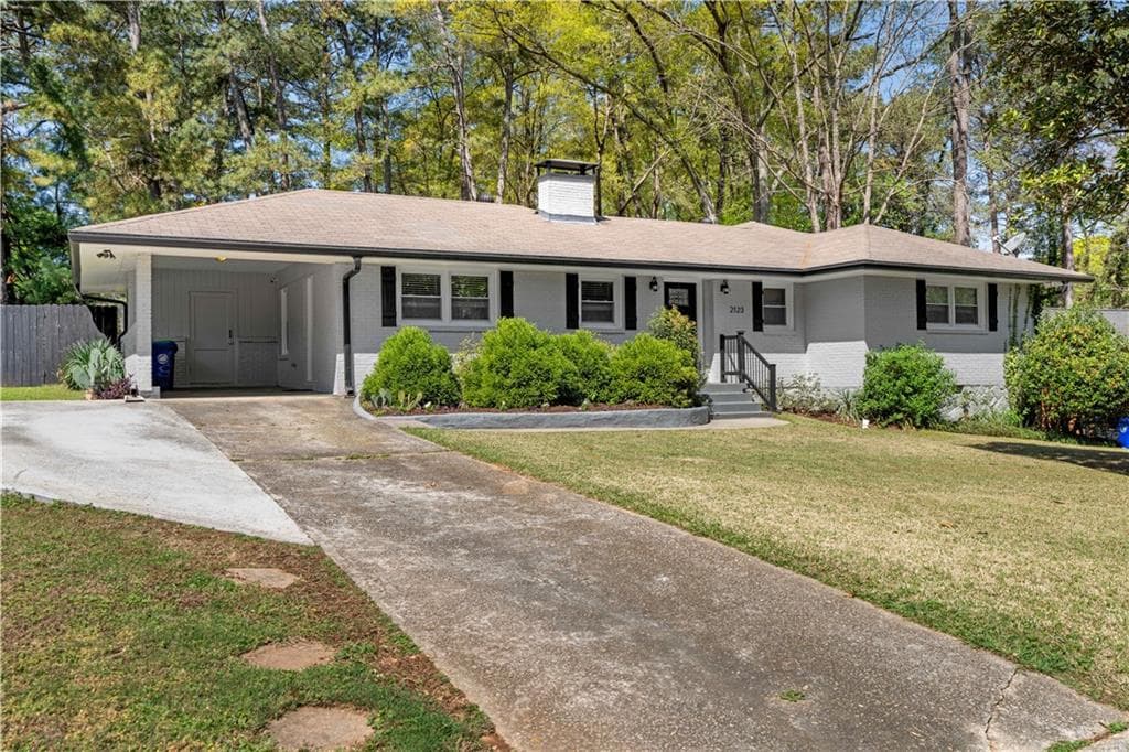 3 bedroom, 2 bathroom single family residence sold at 2123 Juanita Street, Decatur, GA 30032