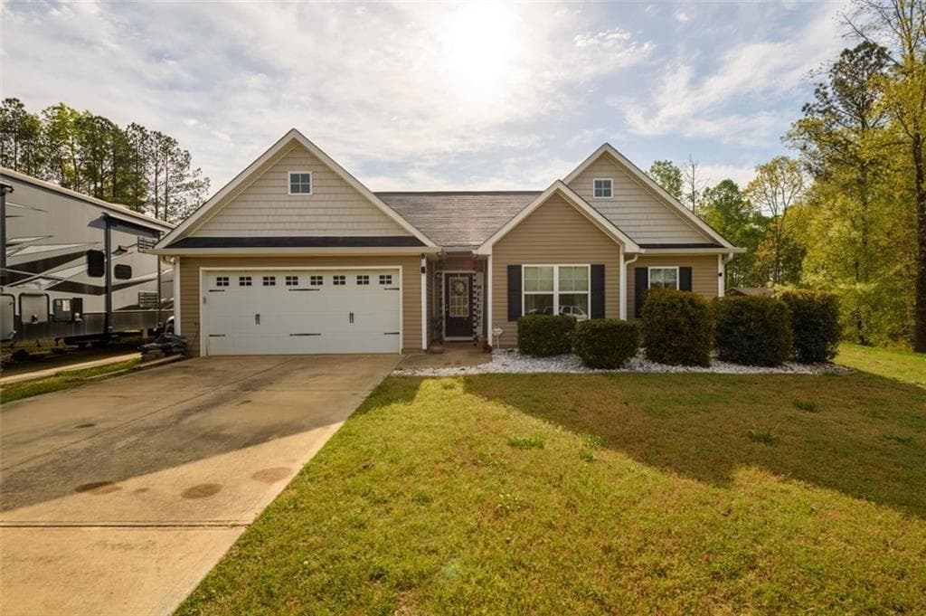 3 bedroom, 2 bathroom single family residence sold at 3510 SILVER CHASE Court, Gainesville, GA 30507
