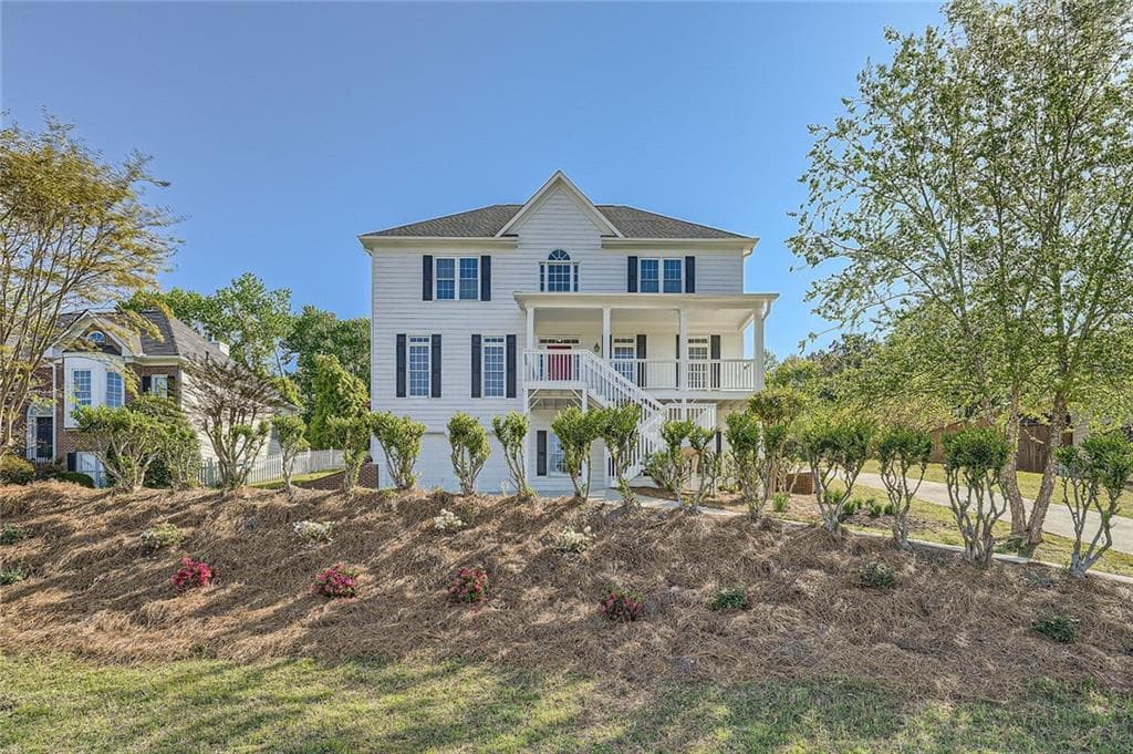 4 bedroom, 4 bathroom single family residence sold at 6384 S Creek Court, Flowery Branch, GA 30542