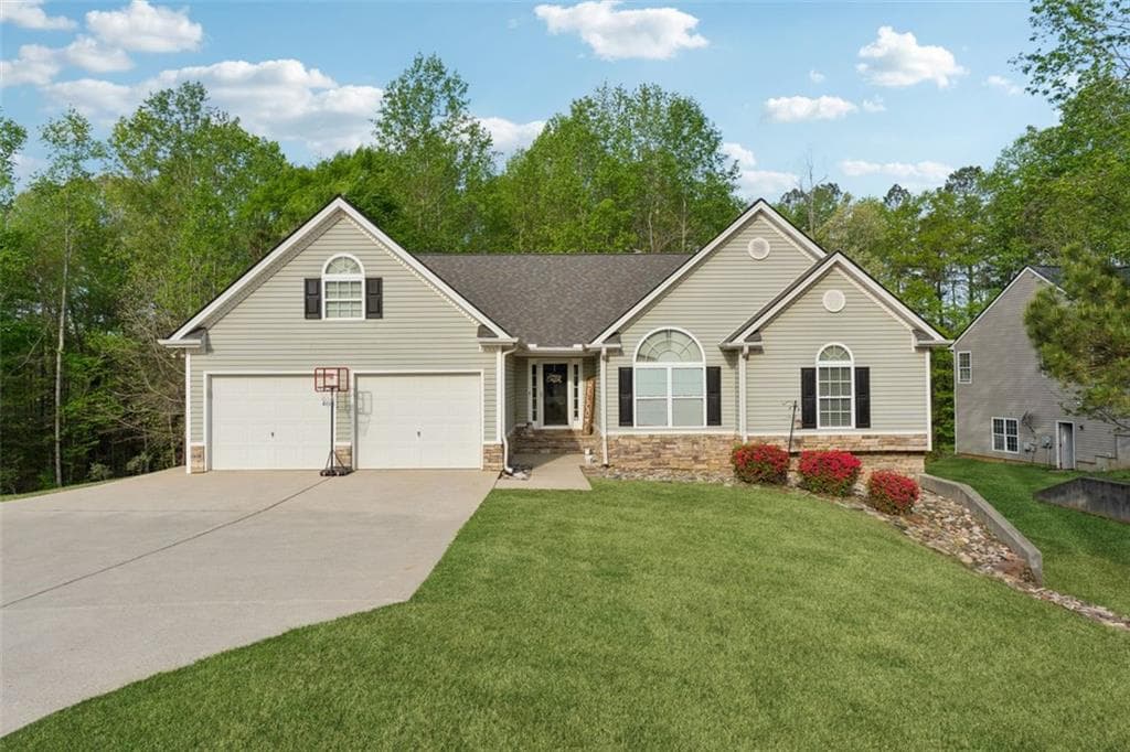 3 bedroom, 3 bathroom single family residence sold at 501 Reidland Drive, Dallas, GA 30132