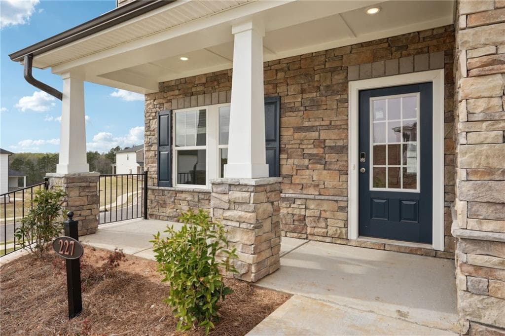 4 bedroom, 3 bathroom single family residence sold at 414 Mulberry Creek Court, Pendergrass, GA 30567