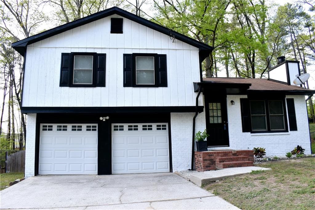 3 bedroom, 2 bathroom single family residence sold at 3867 Cherie Glen Road, Snellville, GA 30039