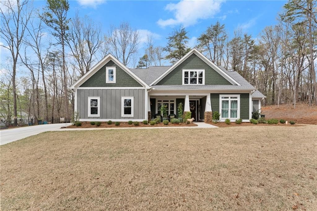 4 bedroom, 3 bathroom, 3,037 sq ft single family residence sold at 320 Fern Park Drive, Dawsonville, GA 30534