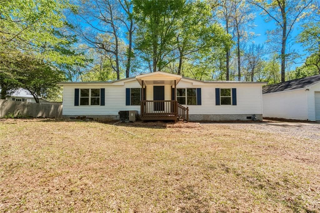 3 bedroom, 2 bathroom single family residence sold at 56 Windom Drive, Carrollton, GA 30116