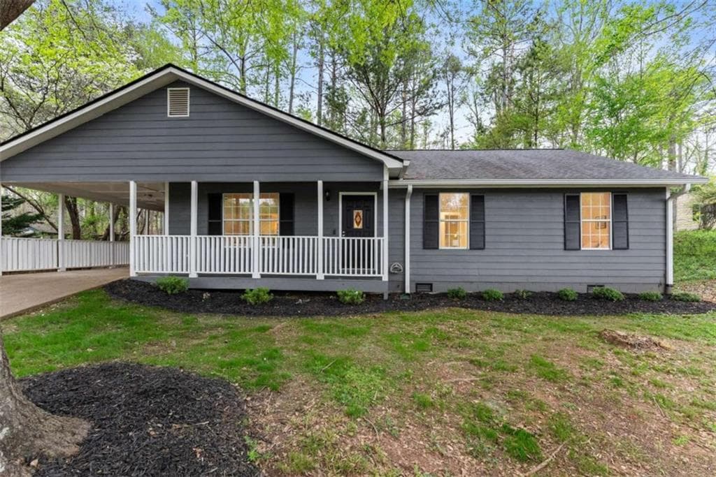 3 bedroom, 2 bathroom single family residence sold at 5020 Bird Road, Gainesville, GA 30506