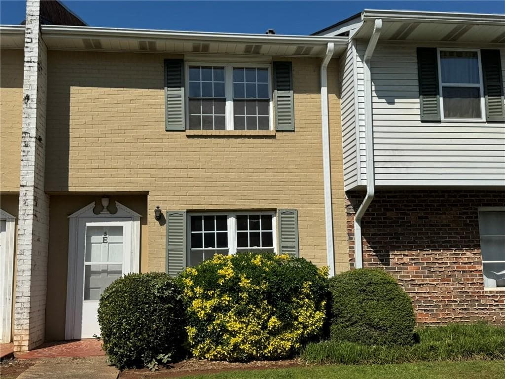 2 bedroom, 2 bathroom condominium sold at 501 Carlton Road 5E, Palmetto, GA 30268