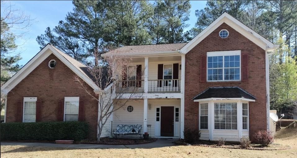 3 bedroom, 3 bathroom single family residence sold at 4000 Brittan Glade Trail, Snellville, GA 30039