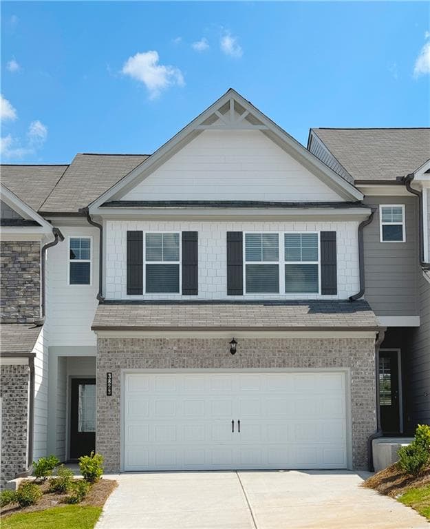3 bedroom, 3 bathroom, 1,823 sq ft townhouse sold at 3836 Billabong Trail 93, Gainesville, GA 30506