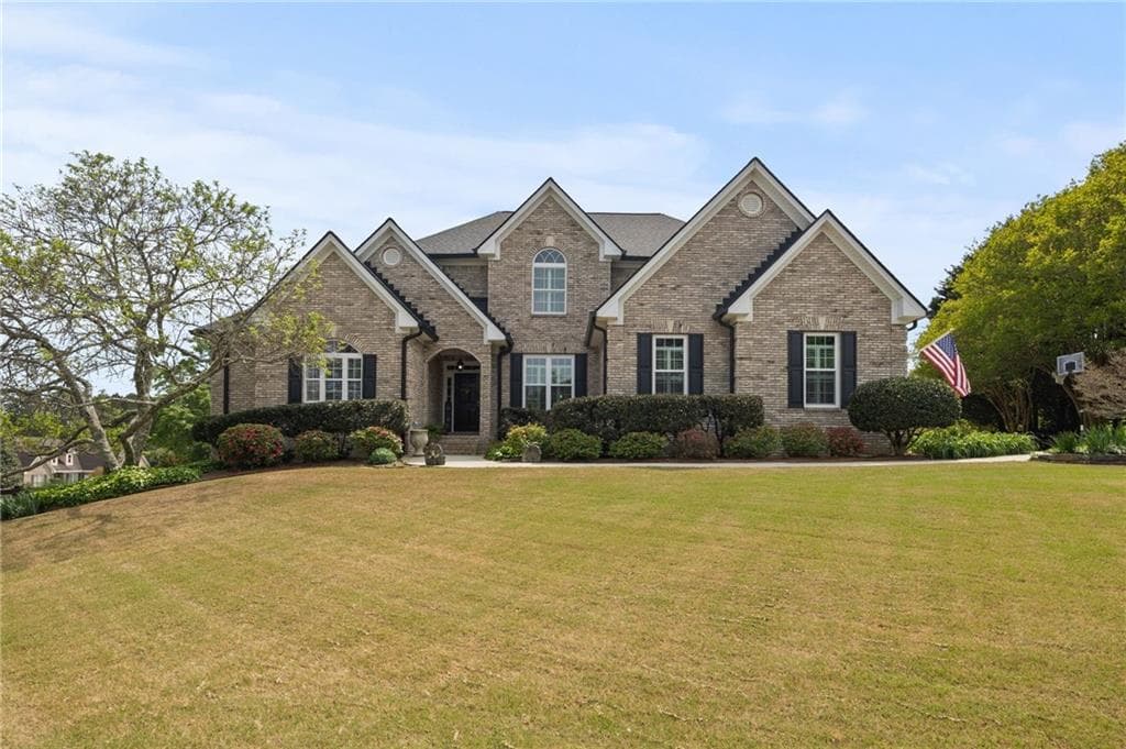 5 bedroom, 5 bathroom single family residence sold at 5604 McCullers Lane, Loganville, GA 30052
