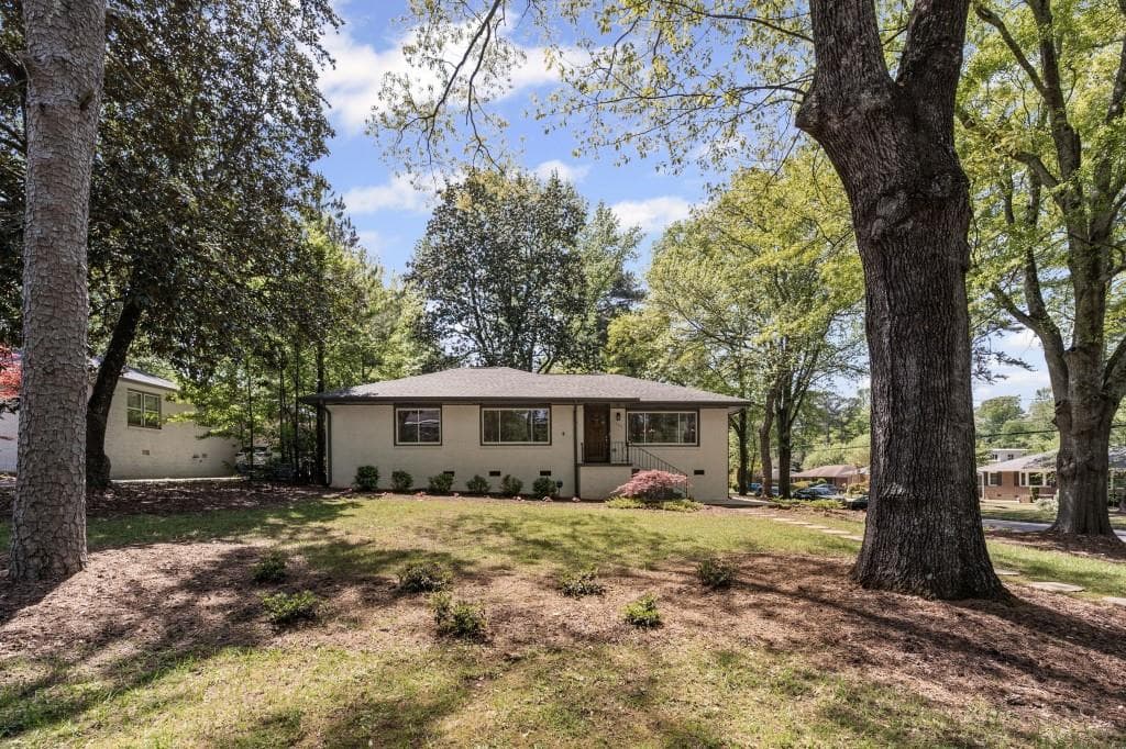 3 bedroom, 2 bathroom single family residence sold at 1089 Greenleaf Road, Atlanta, GA 30316
