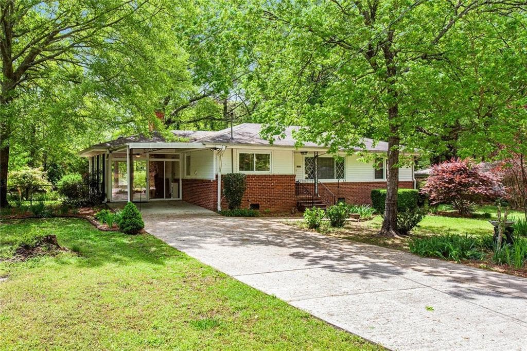 2 bedroom, 1 bathroom single family residence sold at 3800 Whitaker Lane, Lithia Springs, GA 30122