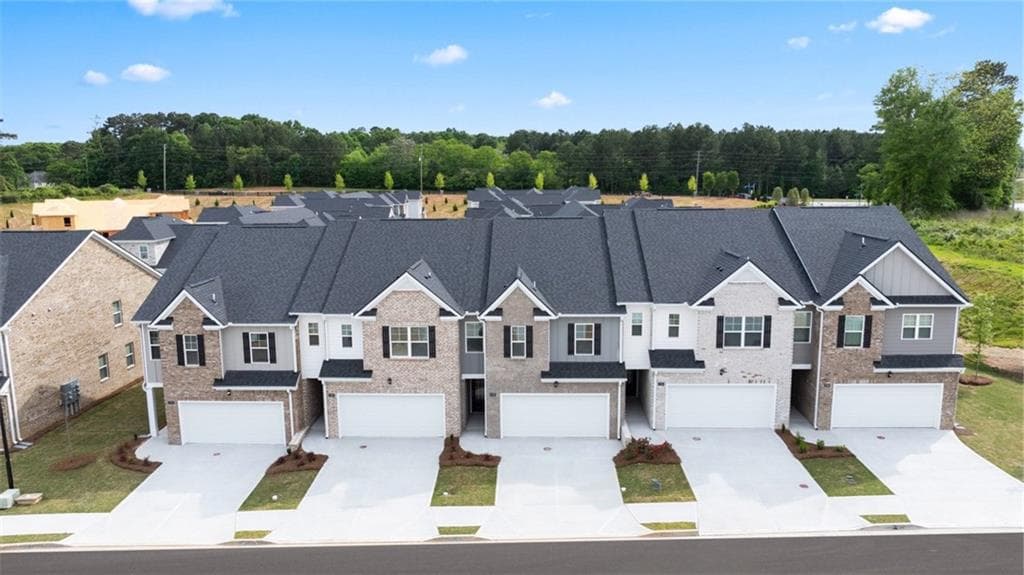 3 bedroom, 3 bathroom townhouse sold at 310 Silver Moon Drive 111, Loganville, GA 30052