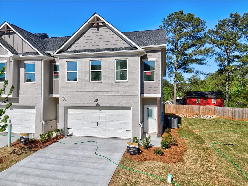 4 bedroom, 3 bathroom townhouse sold at 1207 Fern Ridge Court 15, Norcross, GA 30093