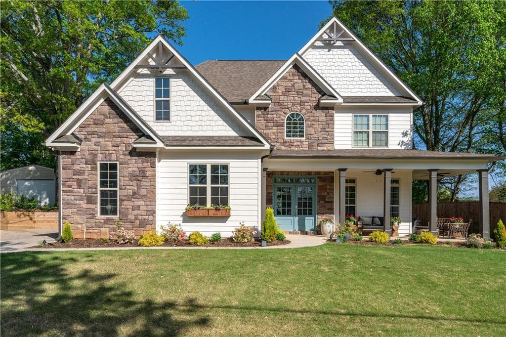 3 bedroom, 3 bathroom single family residence sold at 235 South Street, Buford, GA 30518