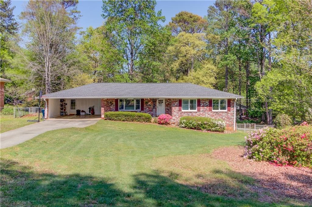 3 bedroom, 2 bathroom single family residence sold at 4048 Suzanne Lane, Duluth, GA 30096