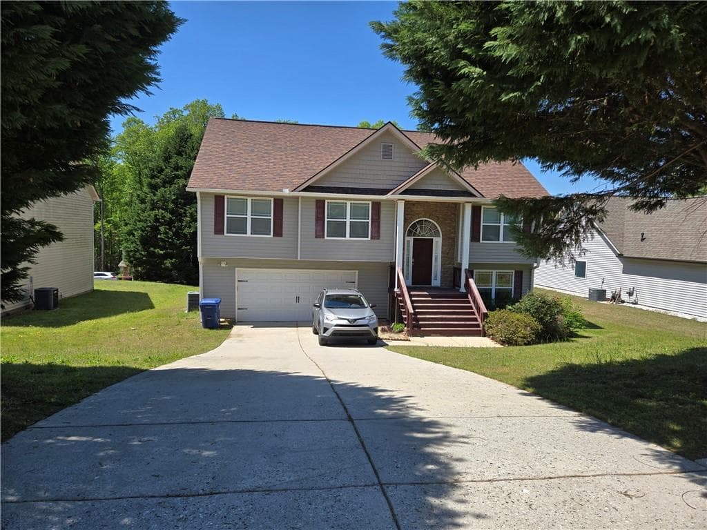 5 bedroom, 3 bathroom, 2,779 sq ft single family residence for sale at 245 Oceanliner Drive, Winder, GA 30680