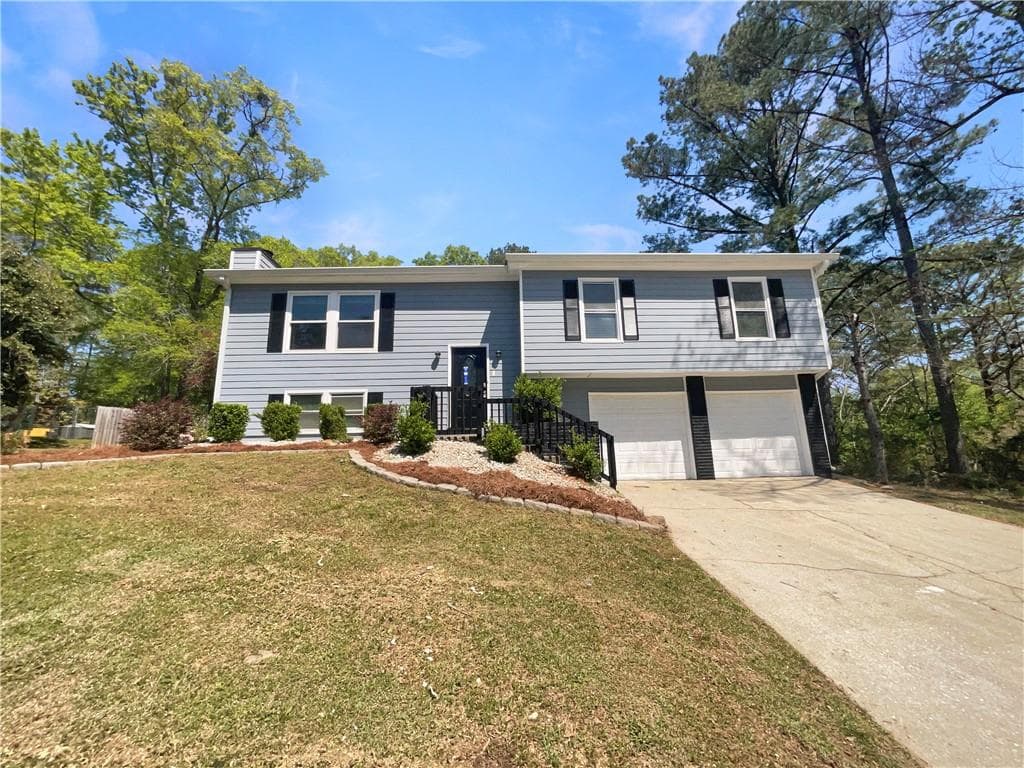 3 bedroom, 3 bathroom single family residence sold at 5790 Ivywood Drive, Lithonia, GA 30038