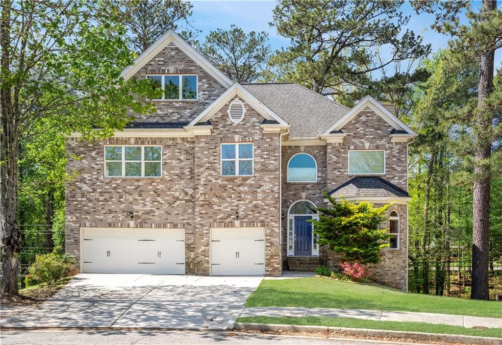 5 bedroom, 6 bathroom single family residence sold at 360 Beracah Trail, Atlanta, GA 30331