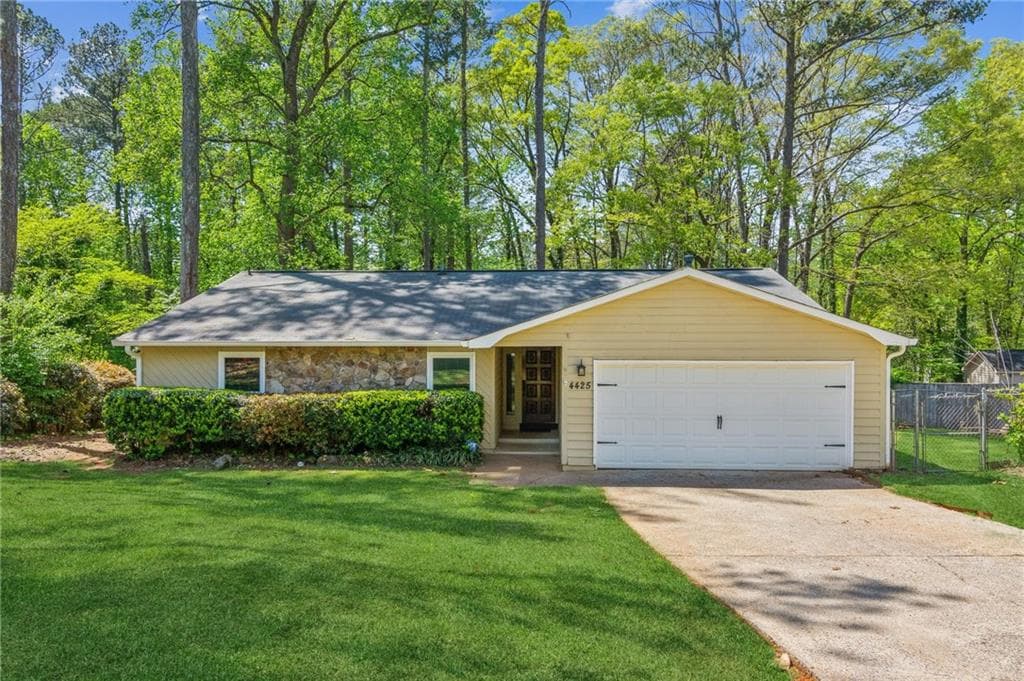 3 bedroom, 2 bathroom single family residence sold at 4425 Reef Road, Marietta, GA 30066