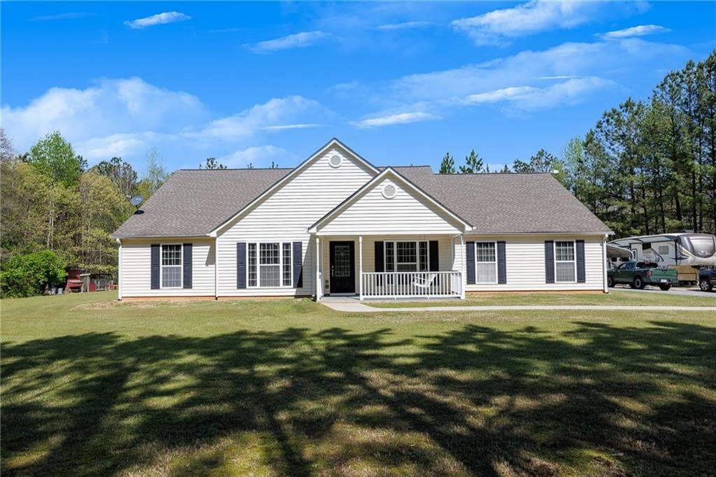 3 bedroom, 2 bathroom single family residence sold at 1376 Liberty Ch Road, Bremen, GA 30110
