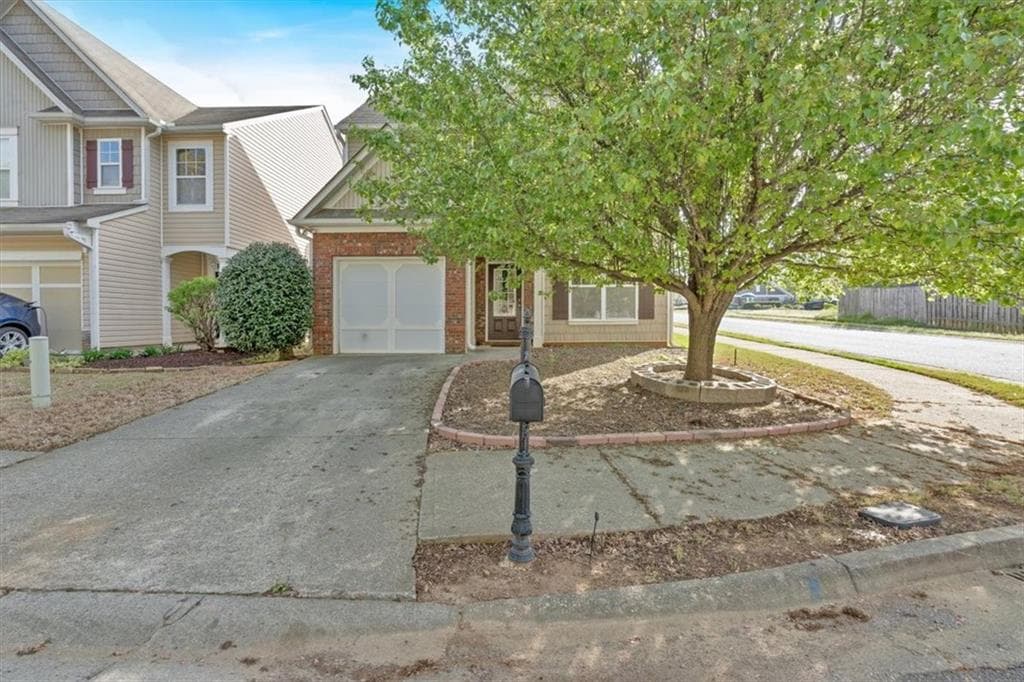 4 bedroom, 3 bathroom, 1,548 sq ft single family residence sold at 200 Arrowhead Lane, Canton, GA 30114