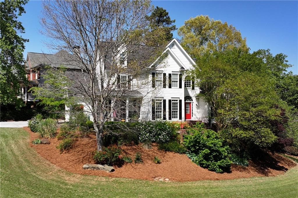 5 bedroom, 5 bathroom single family residence sold at 1485 Mill Place Drive, Dacula, GA 30019