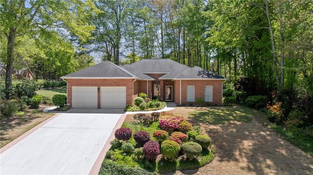 4 bedroom, 3 bathroom single family residence sold at 12260 Greenmont Walk, Alpharetta, GA 30009