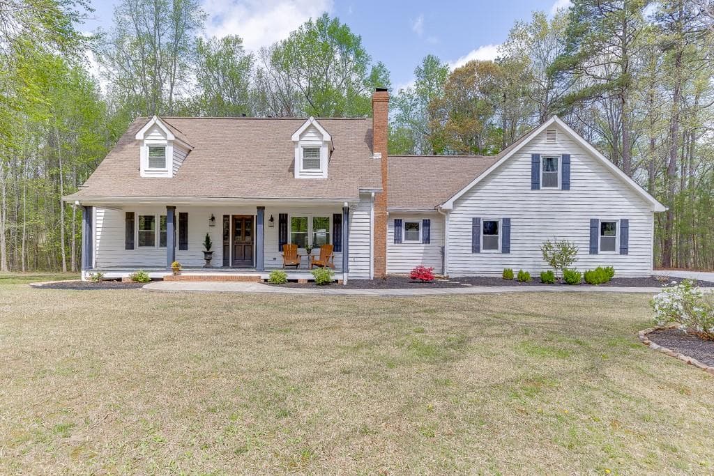 4 bedroom, 3 bathroom single family residence sold at 1484 W Prospect Drive, Lawrenceville, GA 30043