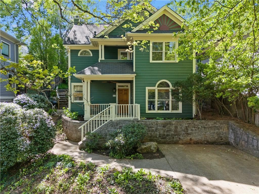 3 bedroom, 3 bathroom single family residence sold at 446 Harold Avenue, Atlanta, GA 30307