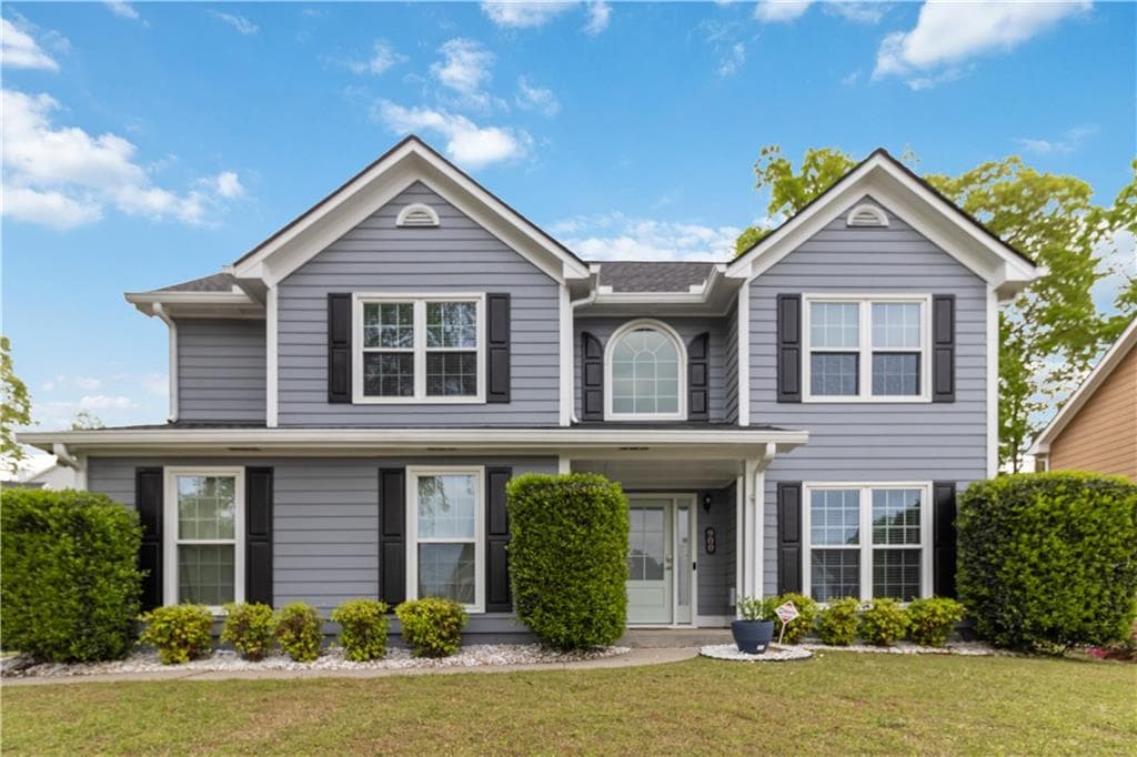 3 bedroom, 3 bathroom single family residence sold at 900 Hillary Lane, Lawrenceville, GA 30043