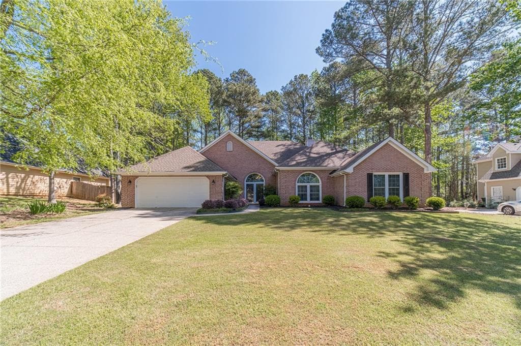 3 bedroom, 3 bathroom single family residence sold at 4360 Hillsborough Drive, Snellville, GA 30039