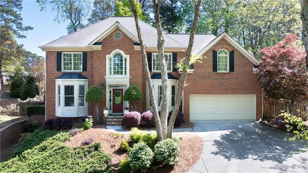 5 bedroom, 3 bathroom single family residence sold at 5405 Preserve Circle, Johns Creek, GA 30005