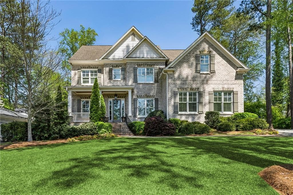 6 bedroom, 5 bathroom single family residence sold at 2687 Ashford Road, Brookhaven, GA 30319