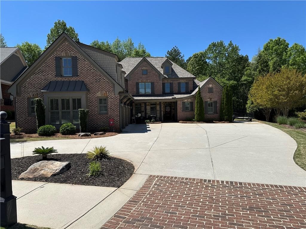6 bedroom, 6 bathroom single family residence sold at 187 Slate Drive, Buford, GA 30518