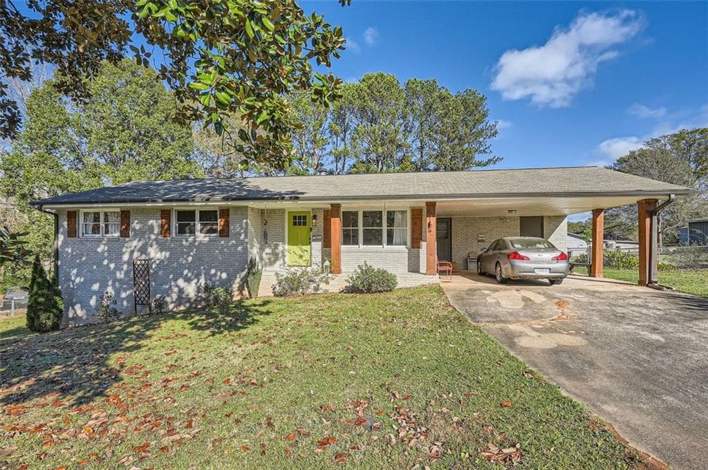 3 bedroom, 2 bathroom single family residence sold at 2376 FALLS RIVER Drive, Lithia Springs, GA 30122