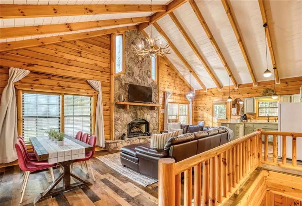 228 Ernest Alta Circle, Blue Ridge, GA 30513 — most recent listing photo
