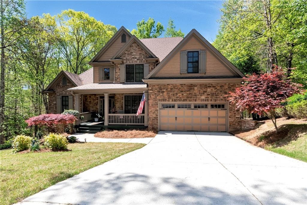 5 bedroom, 5 bathroom single family residence sold at 6125 Foxmoor Court, Gainesville, GA 30506